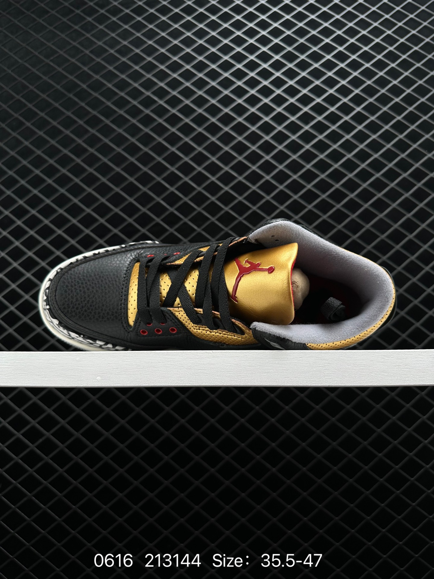 Air Jordan 3 WMNS “Black Gold”